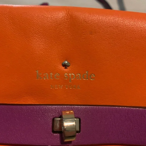 Kate Spade canvas and hot pink/orange leather crossbody purse - Picture 4 of 5